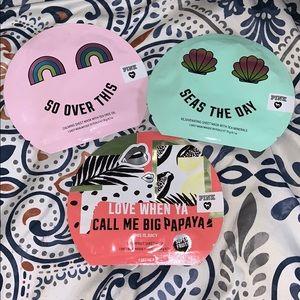 Victoria secret face mask